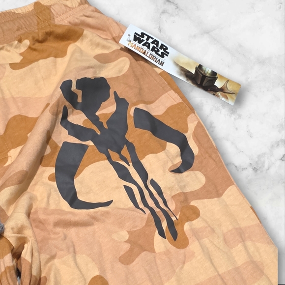 NWT Star Wars Mandalorian Tan Camouflage Men's Pajama Pants Size Large (L) B44 - Picture 3 of 7